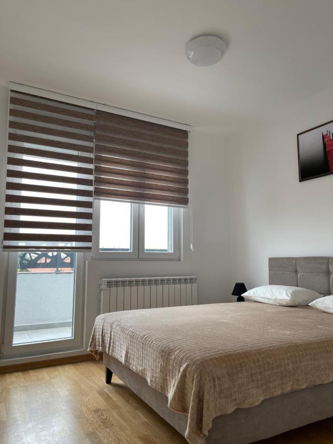 Royal Residence Apartmani 2 Pančevo Exterior foto